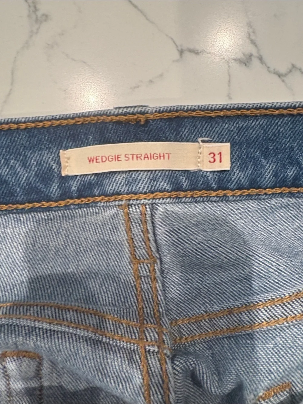 Levi's Men's Relaxed Light Blue Denim Jeans